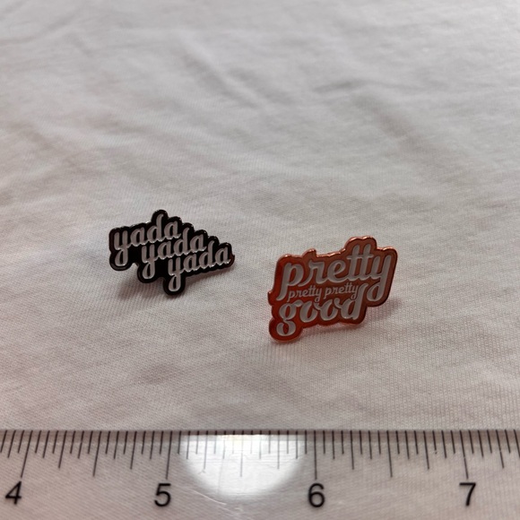 Curb Your Enthusiasm Larry David Pin Set - Picture 2 of 3